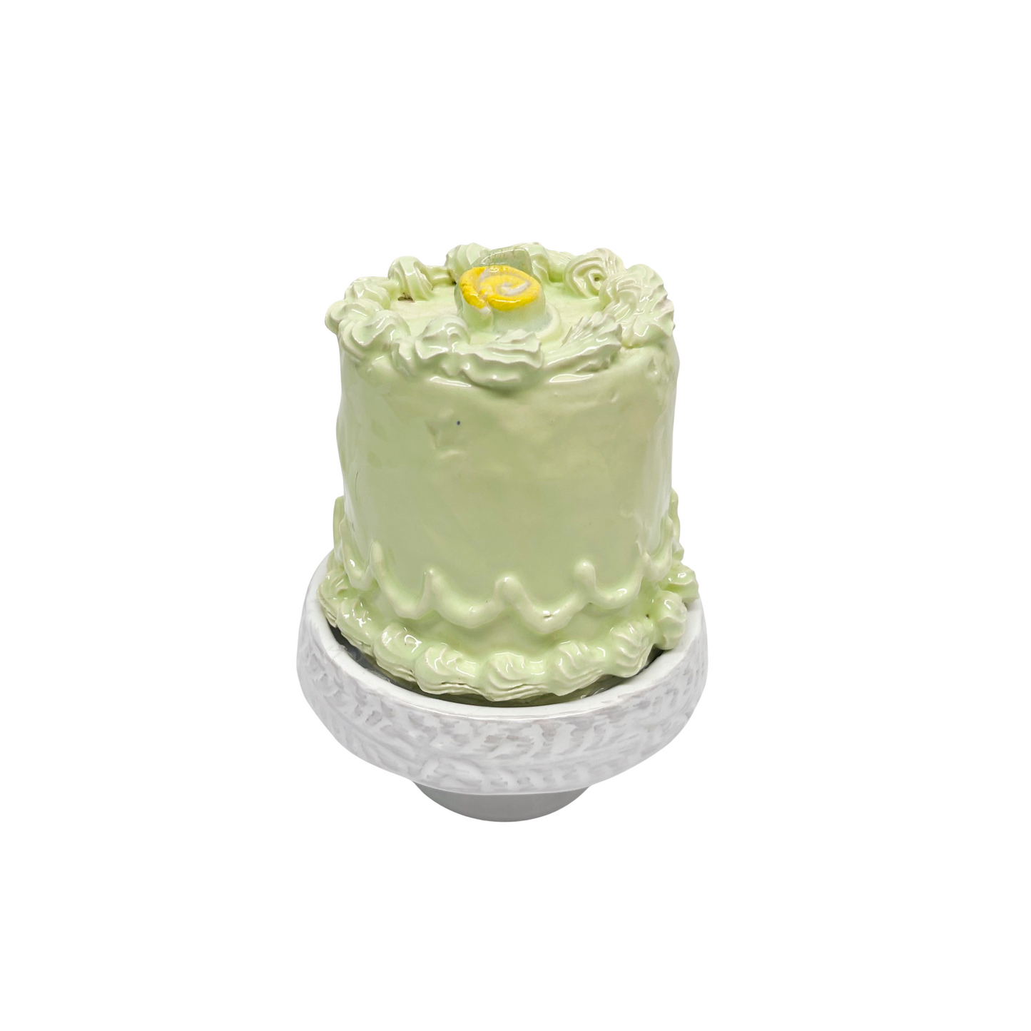 Lime Petite Cake On Pedestal 01