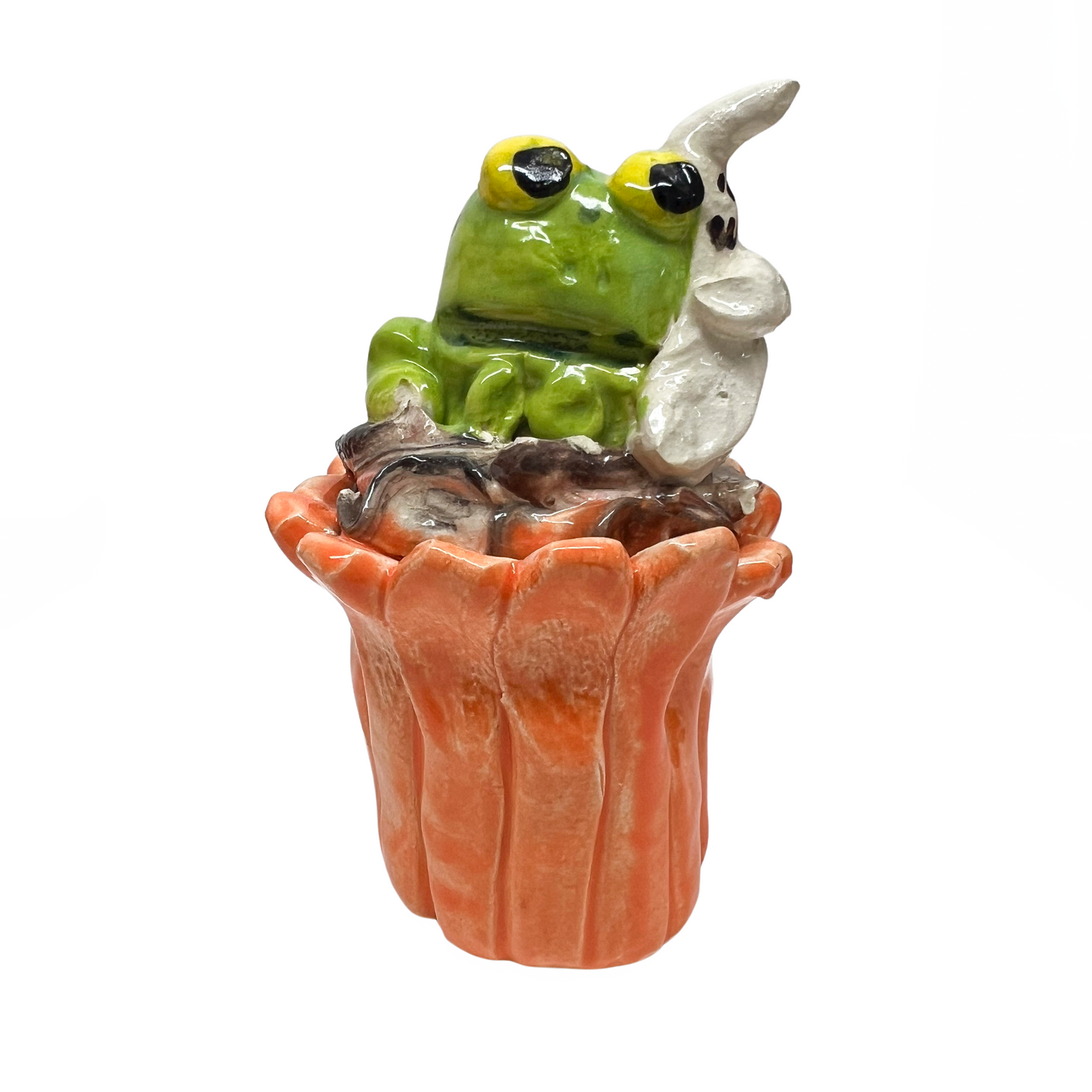 Frog And Ghost Cupcake